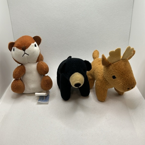 My Forest Friends Play Set house with a squirrel, a reindeer, and a bear - Picture 10 of 14